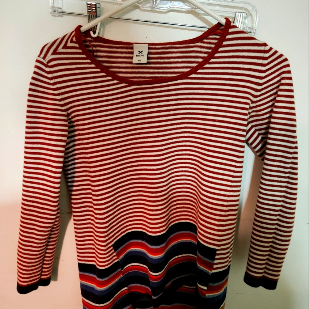Hering sweater size P/S